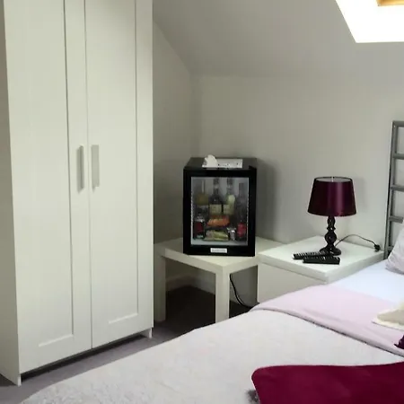 Kerstin'S B&B Raheen Bridge