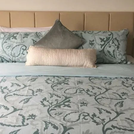 Kerstin'S B&B * Raheen Bridge