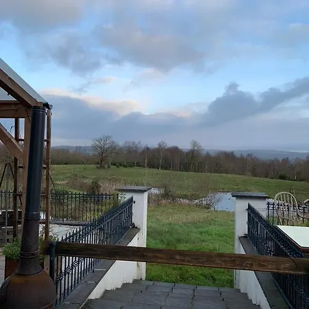 Kerstin'S B&B * Raheen Bridge